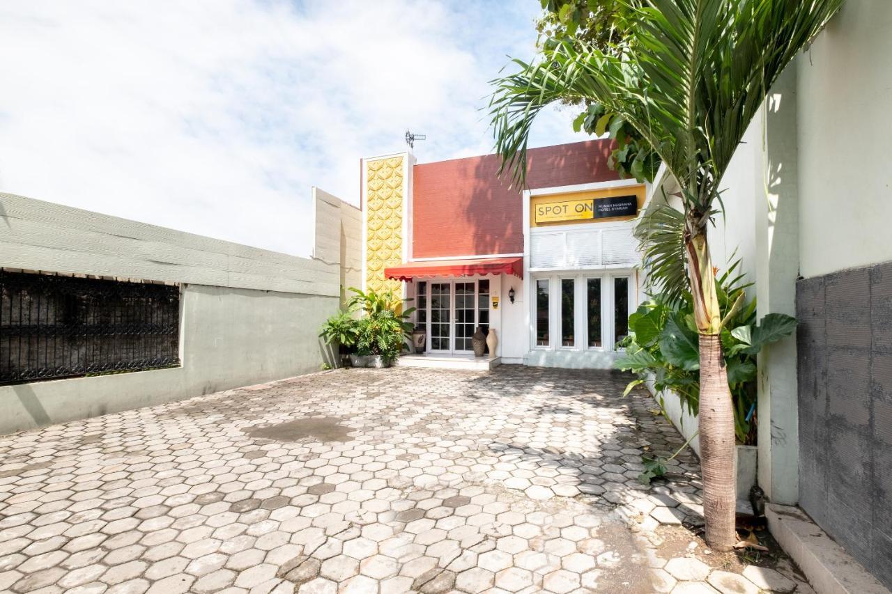 Spot On 2419 Rumah Nugraha Hotel Syariah Yogyakarta Exterior foto